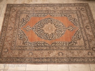 Fine antique Persian Tabriz Haji Jalili rug, size: ca. 175x125cm / 5'8''ft x 4'1''ft Age: 19th century.                