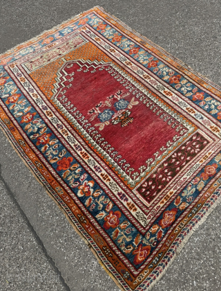 Rare antique Caucasian Karabagh prayer rug. The border pattern can be seen as a field design in many Gol Farang Karabagh rugs. Age: circa 1900. Size: circa 180x130cm / 6ft by 4,3ft  ...