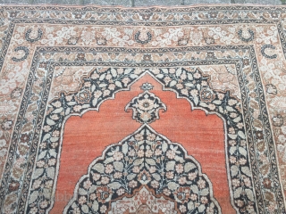 Fine antique Persian Tabriz Haji Jalili rug, size: ca. 175x125cm / 5'8''ft x 4'1''ft Age: 19th century. Some light wear in the field, www.najib.de
         