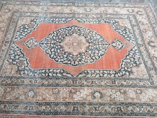 Fine antique Persian Tabriz Haji Jalili rug, size: ca. 175x125cm / 5'8''ft x 4'1''ft Age: 19th century. Some light wear in the field, www.najib.de
         