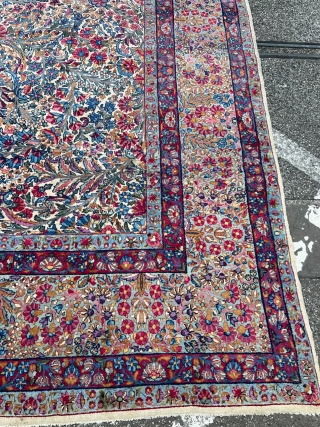 A highly decorative antique Persian Kirman carpet, oversize: 605x360cm / 19’9ft by 11’9ft  http://www.najib.de                  