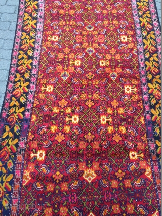 Antique Caucasian Karabagh long rug. Very good condition. Size: ca. 285x130cm / 9'4'' x 4'3''ft , Age: circa 1900, www.najib.de             