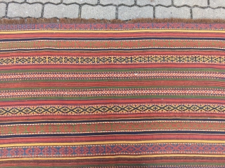 Antique Central-Asian Uzbek or Kirghiz Jajim / flatweave with beautiful colors, size: ca. 165x145cm / 5'4''ft x 4'8''ft               