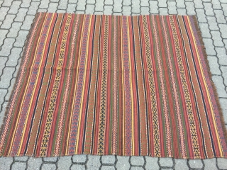 Antique Central-Asian Uzbek or Kirghiz Jajim / flatweave with beautiful colors, size: ca. 165x145cm / 5'4''ft x 4'8''ft               
