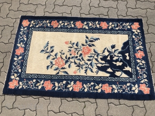A lovely small antique Chinese Pao Tao rug, good condition. Size: 150x95cm / 5ft x 3'1''ft Would make a great wall hanging           