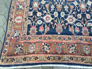 Fine antique Persian Tabriz carpet, very decorative. Size: ca. 335x260cm / 11ft x 8'6''ft                   