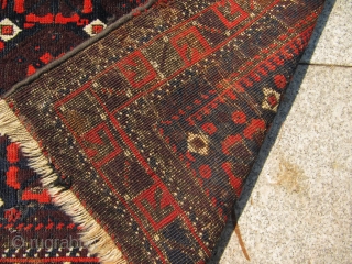 Fantastic antique Baluch bagface with Mina-Khani design. Size : ca 73cm x 64cm ( 2'4'' x 2'1''). Great collector´s piece.             