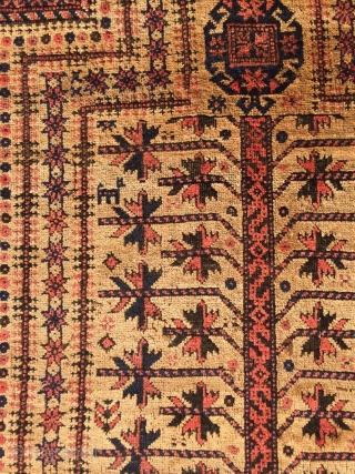 A very nice antique Baluch prayer rug, fine quality, lovely details. Age: circa 1880 Size: ca 145cm x 85cm ( 4'8'' x 2'8''ft ) Beautiful collector´s piece , much better then most  ...