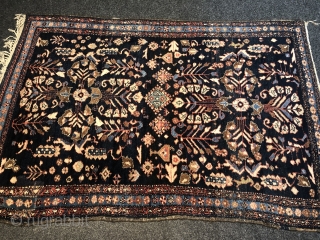 Antique Persian Lilian rug, size: 180x135cm / 6ft by 4'4''ft good condition, little old repair at one corner.               