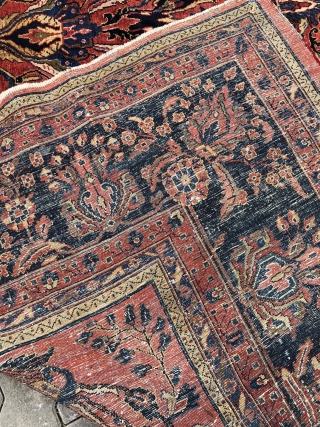 This big antique Persian Saruk carpet or so called "American Saruk" came out of an old German estate. It is very decorative and has a large size: circa 495x340cm /  16'3''ft  ...