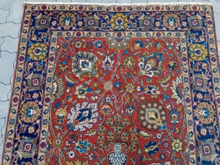 Antique Persian Tabriz rug, age: circa 1920. Size: 195x140cm / 6'4''ft x 4'6''ft                    