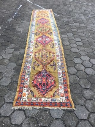 Antique camel ground Persian Sarab runner, very decorative. Size: ca 500x100cm / 16'4'' x 3'3''ft
                  