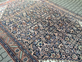 Antique Persian Heriz / Bakhshaesh, good condition, size: ca. 305x215cm / 10ft x 7ft                   