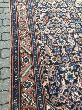 Antique Persian Heriz / Bakhshaesh, good condition, size: ca. 305x215cm / 10ft x 7ft                   