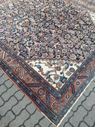 Antique Persian Heriz / Bakhshaesh, good condition, size: ca. 305x215cm / 10ft x 7ft                   