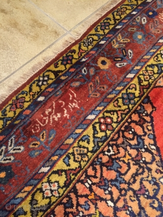 Antique Persian Neiriz (?) rug with two inscriptions at the top, beautiful drawing, wool foundation. Size: ca. 270x200cm / 8'8''ft x 6'5''ft           