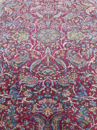 Fine antique Persian Kirman Ravar carpet. Size: 380x275cm / 12'5''ft x 9'1''ft, little old moth damage in the border (see picture)            