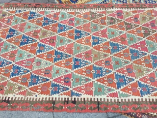 Very nice antique Anatolian Sivrihisar kilim, woven in one piece. Age: circa 1850. Size: ca. 285x157cm / 9'4''ft x 5'2''ft             