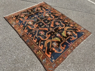 Antique Persian Malayer rug. Very nice design. Beautiful bird border, lovely little animals inside the field. Navy blue field color. Size circa 190x140cm / 6’3ft by 4’6ft www.najib.de     