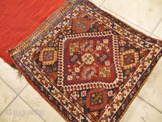 Antique complete doublebag or so called Khorjin woven by Qahqai tribes of Southwest Persia. Nice collector´s item.                