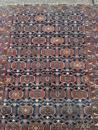 A fine antique Persian Malayer rug. The design can often be seen in Afshar rugs. Size ca. 190x140cm / 6‘3ft by 4‘6ft           