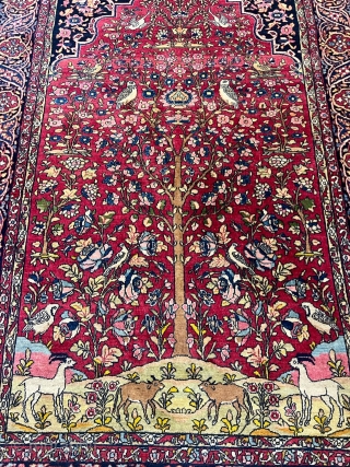 A fine antique Persian Isfahan rug, beautiful tree of life Design. Size ca. 210x145cm / 6’9ft by 4’7ft http://www.najib.de              