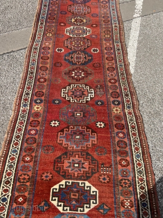 Antique Persian Bidjar Gerrus long rug with Memling gul design, wool foundation. Age: 19th century, size: ca. 335x105cm / 11ft x 3'4''ft http://www.najib.de          