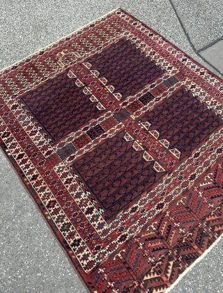 A very nice antique Turkmen Yomud Ensi, circa 150 years old. Very nice collectors piece. Size circa 160x130cm / 5,3ft by 4,3ft http://www.najib.de