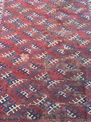 Antique Turkmen Yomud main-carpet with Dyrnak Gul design and a very nice Elem. Age: first half of the 19th century. A very old collector´s piece with some condition problems,    