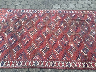 Antique Turkmen Yomud main-carpet with Dyrnak Gul design and a very nice Elem. Age: first half of the 19th century. A very old collector´s piece with some condition problems,    