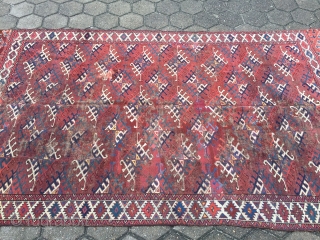 Antique Turkmen Yomud main-carpet with Dyrnak Gul design and a very nice Elem. Age: first half of the 19th century. A very old collector´s piece with some condition problems,    