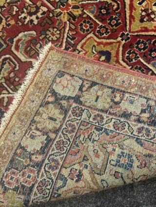Fine antique Persian Sarough rug. Age: 1920s. Size: 145x98cm / 4’8ft by 3’2ft http://www.najib.de                   