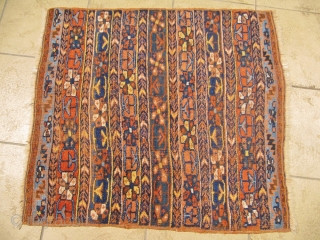 Antique grain bag woven by Afshar tribes of Southpersia. All natural colors. Size: 90x80cm / 3ft x 2'6''ft               