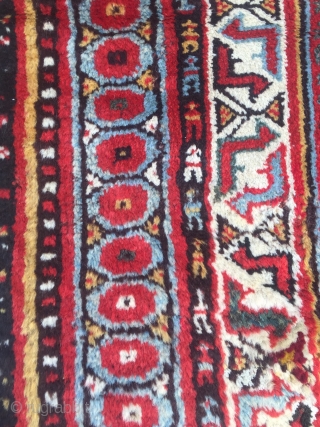 Antique Southpersian Luri tribal rug with beautiful colors, glossy wool and people in the border, size: ca. 260x165cm / 8'5''ft x 5'4''ft , age: 19th century
       