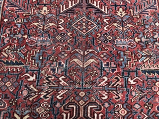 Vintage Antique Persian Heriz carpet, age: circa 1920. Size: ca. 285x210cm / 9'4''ft by 6'9''ft. All over design, some light overall wear.           