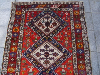 Antique Southwest-Persian Luri-Qashqai tribal rug. Lovely details like people and animals. 19th century. Size: 275cm x 150cm / 9'1'' x 5'' www.najib.de           