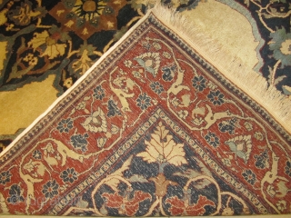 ref: S411/Tabriz Hajji Jallili Persian rug , excellent condition, end of 19th century , full pile , size 2.75 x 1.30 9'1 x 5'3         