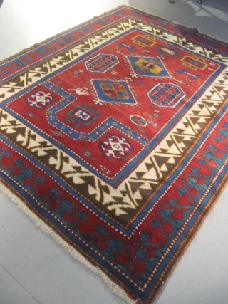 ref: 456 / KAZAK BORJALOU PRAYER, CAUCASIAN ANTIQUE RUG END 0F 19TH CENTURY, PERFECT CONDITION FOR ITS AGE
SIZE: 5'2 X 4'1  /  1.57 X 1.24

SOLD      