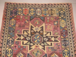 ref: S749 / KUBA LESGHI , CAUCASIAN ANTIQUE RUG , END OF 19TH CENTURY , VERY SMALL REPAIRS.
size: 5'3 x 3'7  /  1.60 x 1.09      