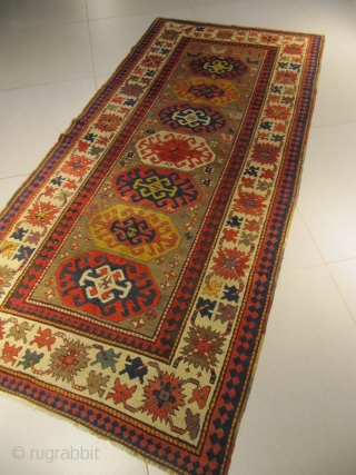 ref: S179 / GENDJE SILHANI CAUCASIAN ANTIQUE RUG END OF 19TH CENTURY ,PERFECT CONDITION 
size: 2.75 X 1.25  /  9' X 4'         