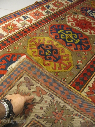 ref: S179 / GENDJE SILHANI CAUCASIAN ANTIQUE RUG END OF 19TH CENTURY ,PERFECT CONDITION 
size: 2.75 X 1.25  /  9' X 4'         