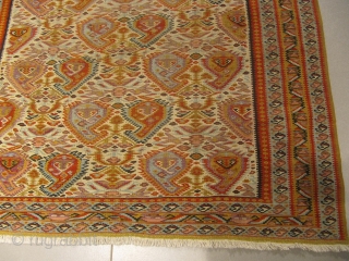 ab) Persian Senneh antique Kilim, 19th century, perfect condition
size: 155 X 115  /  5' X 3'               