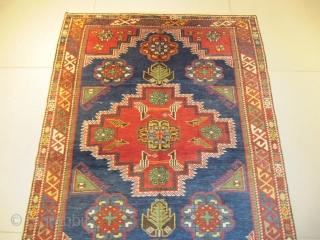 ref: S305 / Kuba Khilla Caucasian antique rug, 19th century, perfect condition
size: 165 X 115  /  5' X 3'

            