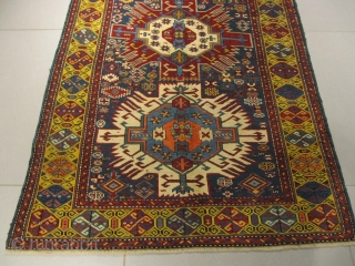 ref: 685 /Kuba Zeijwa Caucasian antique rug, 19th century, perfect condition
size: 175 x 130  /  5' X 4'             