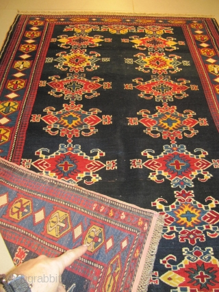 ref: 661 / Chirvan Caucasian antique rug, 19th century, perfect condition
size: 175 X 120  /  5' X 3'             