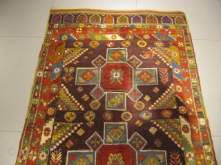 ref: S300 / Bergama Anatolianantique rug, 19th century, perfect repaired condition
size: 205 X 130  /  6' X 4'             