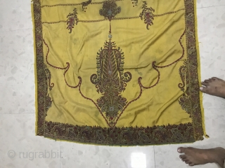 Antique Kerman embroidery with peacocks good condition.  It measures  5 feet’s long 3 feet’s wide.
                