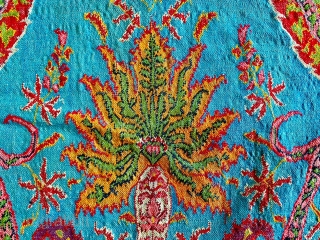 Exceptional Indian kashmir shawl 1850 century Sikh period  in very good condition and beautiful colours.  Just few tiny moth holes on centre except that the shawl is perfect. it measure  ...
