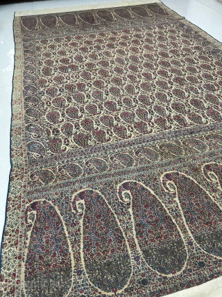 Beautiful antique Kashmir shawl for sale dated 1750-1800 
Size 280 cm by  140 cm very good condition 
Kindly ask the price 
Thanks          