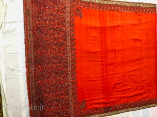 Exceptional antique kashmir shawls in excellent condition it measures 116 inches  by 53 inches . 9.8 feet long 4.5 feet wide 
Beautiful colours 
Ask for the price     